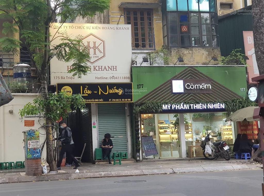 Mặt phố bà triệu, gần vincom, bán nhà 6 tầng 220m2 mặt tiền bề thế 7,6m giá tl