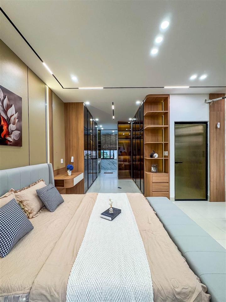 Nhà 1 trệt 3 lầu + sàn mái  có thang máy  đường n4  kdc nam long ii central lake  p.cái răng 