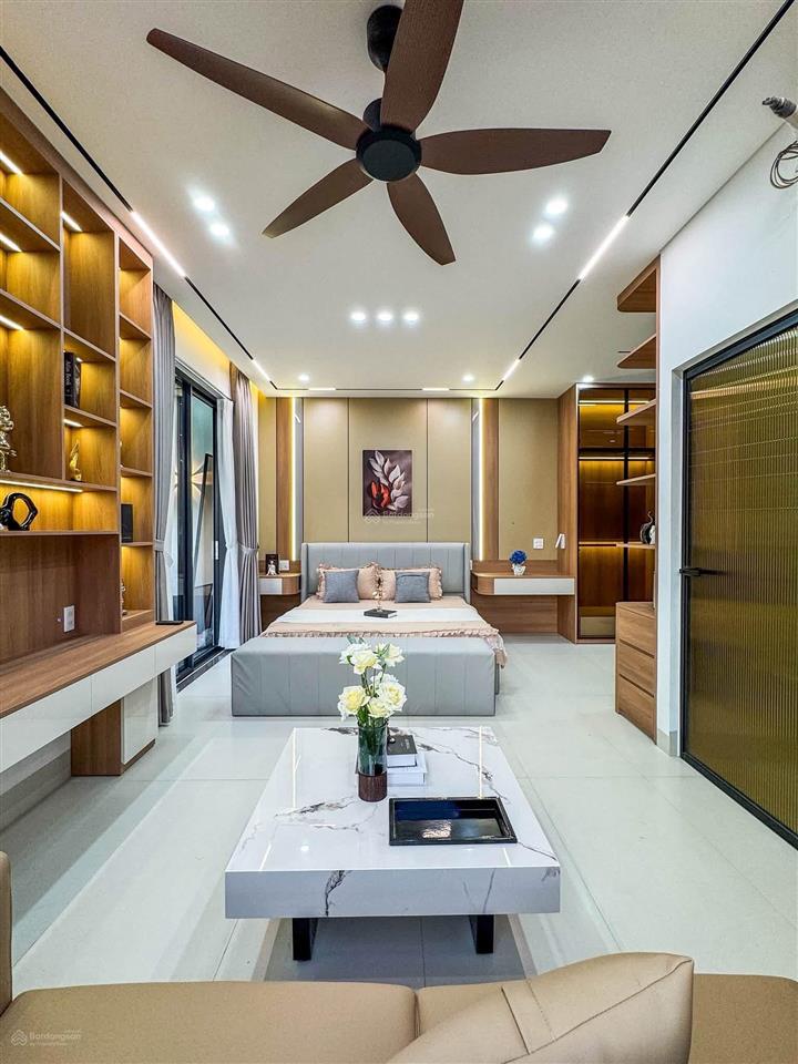 Nhà 1 trệt 3 lầu + sàn mái  có thang máy  đường n4  kdc nam long ii central lake  p.cái răng 