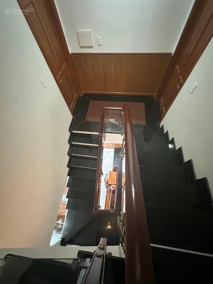 Bán nhà khu phân lô 4 tầng 80m2, giá cực chất 10,6 tỷ hiệp bình phước, thủ đức sát bình thạnh.