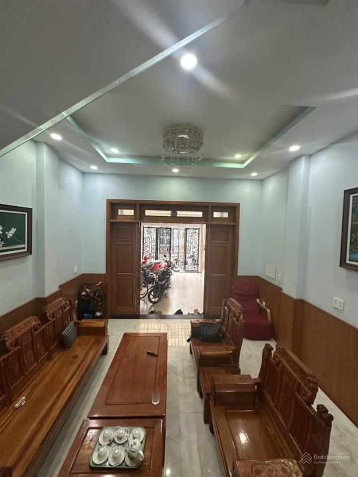 Bán nhà khu phân lô 4 tầng 80m2, giá cực chất 10,6 tỷ hiệp bình phước, thủ đức sát bình thạnh.