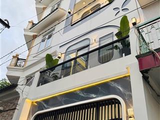 Đẹp quên lối về  xây mới 200%  3 tầng  phòng xông hơi  ô tô đến sát nhà  gần chợ xóm mới