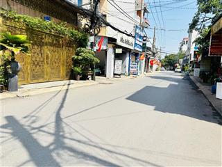 Ô tô đỗ cổng  4 x 12  cách mặt tiền 10m  nguyễn văn khối  cv làng hoa  hơn 5t