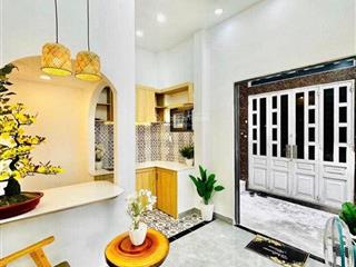 Tân bình  3 tầng  2 ngủ  full nội thất  ko lộ giới  đi sân bay 5 phút  hơn 2 tỷ