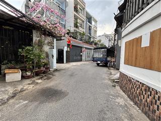 5 tỷ chút  gần 50m2  2 tầng  mới keng  3 ngủ  full nội thất xịn  vài bước ra xe tải thông