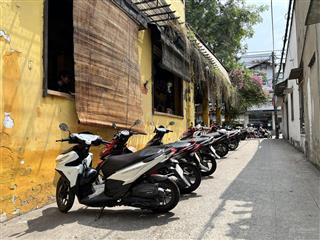 Nhà mới leng keng  xe hơi tới cửa  60m sd  2 tầng  gần chợ thạch đà  chỉ 4 tỷ chút