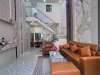 Sau lưng căn mặt tiền  62m2 cn đủ  ko lộ giới  nhà mới  3 phút qua cityland  nhỉnh 5t