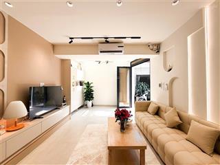 Hiếm nhà đẹp nguyễn văn nghi  đi bộ qua đh công nghiệp  4,2 x 13  nội thất cao cấp