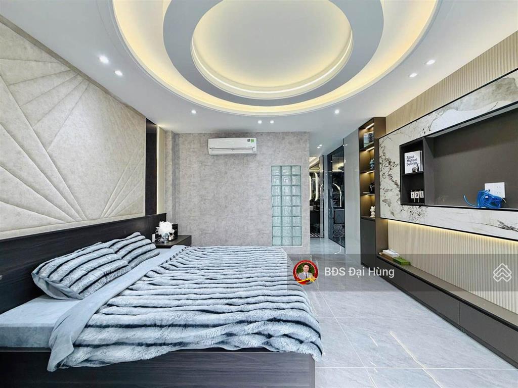 Nhỉnh 8 tỷ, 60m2 (4x15), xe hơi ngủ nhà, 5 tầng, pn master full sàn, gần emart 2, sân bay 10