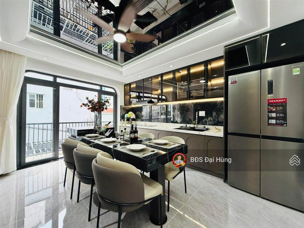 Nhỉnh 8 tỷ, 60m2 (4x15), xe hơi ngủ nhà, 5 tầng, pn master full sàn, gần emart 2, sân bay 10