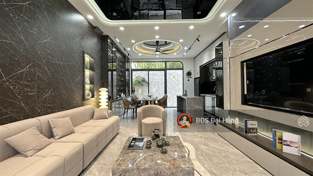 Nhỉnh 7 tỷ, 83m2, 4 tầng mới keng, 10m ra mặt tiền tx 22, ngay chợ minh phát, qua gò vấp 5 phút