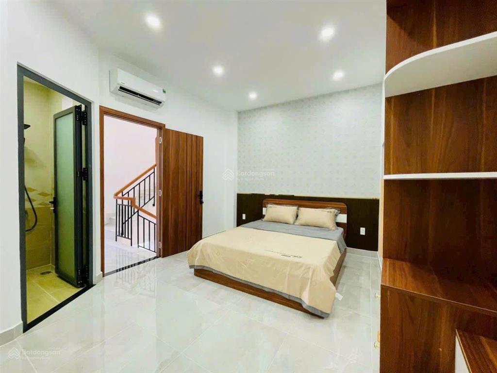 Nhà đẹp quang trung hxh, 61m2, 5 tầng, sẵn nội thất, sát vách cityland , nhỉnh 6 tỷ ở ngay