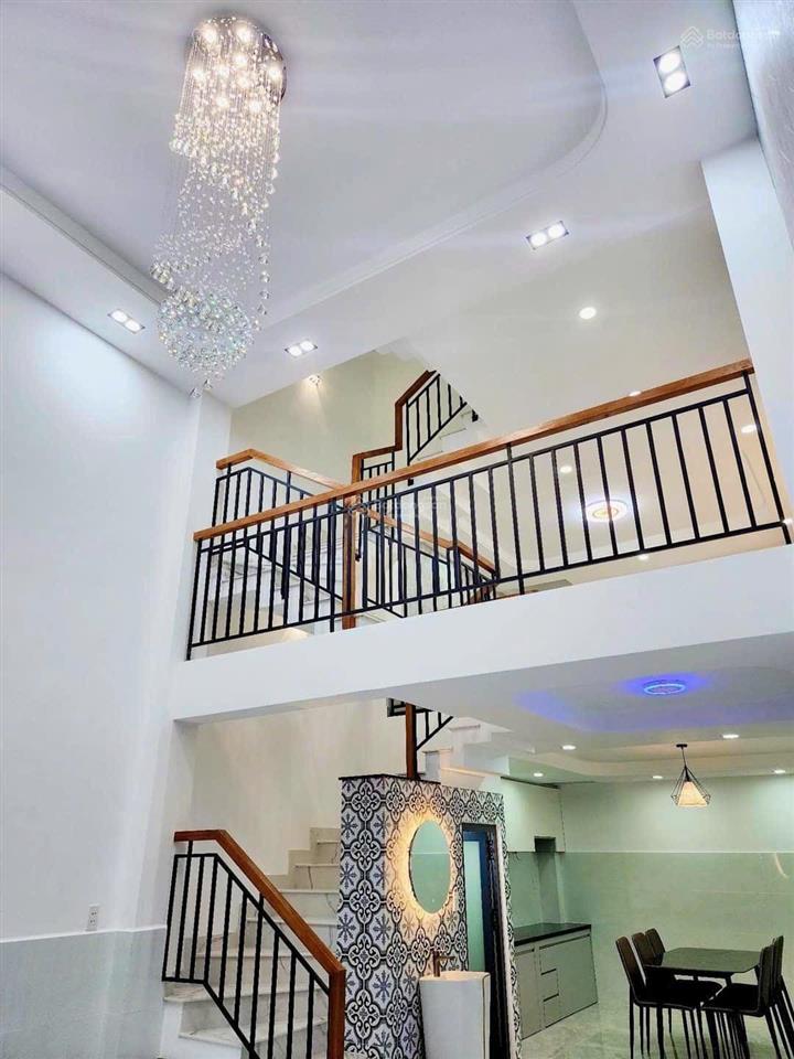 Nhà đẹp quang trung hxh, 61m2, 5 tầng, sẵn nội thất, sát vách cityland , nhỉnh 6 tỷ ở ngay