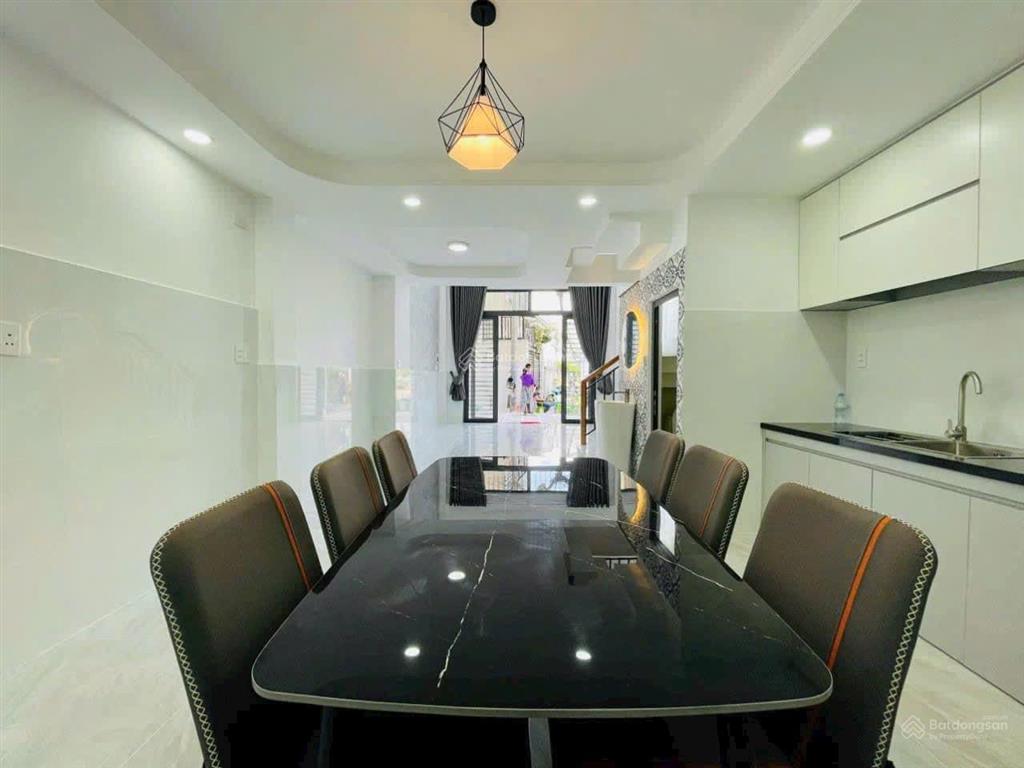 Nhà đẹp quang trung hxh, 61m2, 5 tầng, sẵn nội thất, sát vách cityland , nhỉnh 6 tỷ ở ngay