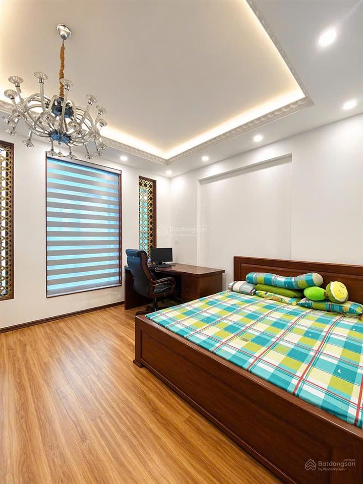 Nội thất tiền tỷ, 65m2, ngang gần 5m, khu đại gia ở, kế bên chợ phạm văn bạch, nhỉnh 8 tỷ