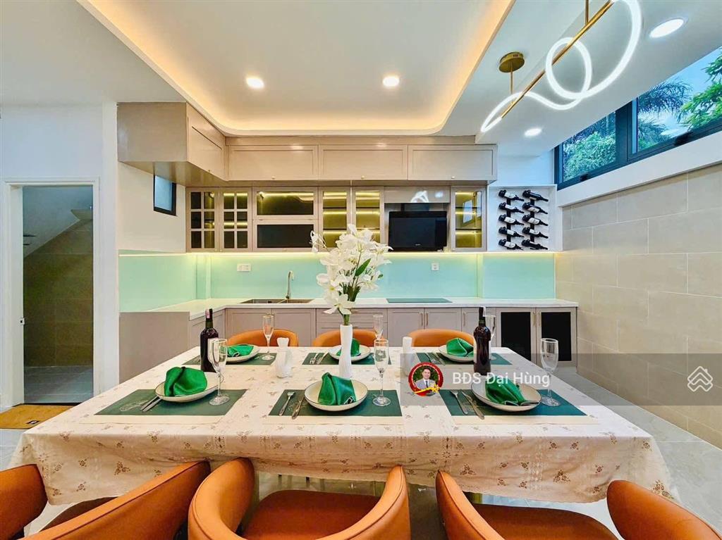 Không gian sống đẳng cấp  view công viên  4.5x17  hxh 8m thông  cạnh tân bình  nhỉnh 10 tỷ