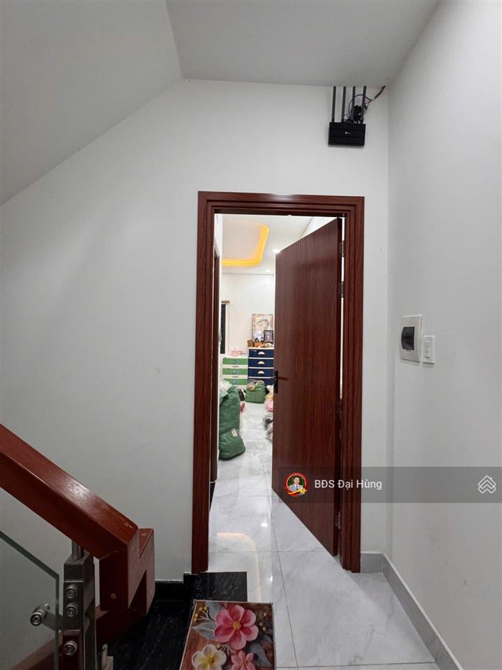 68m2 (4x17)  4 tầng  4pn  chỉ 7,x tỷ  căn này rất khó tìm trên trục đường thống nhất