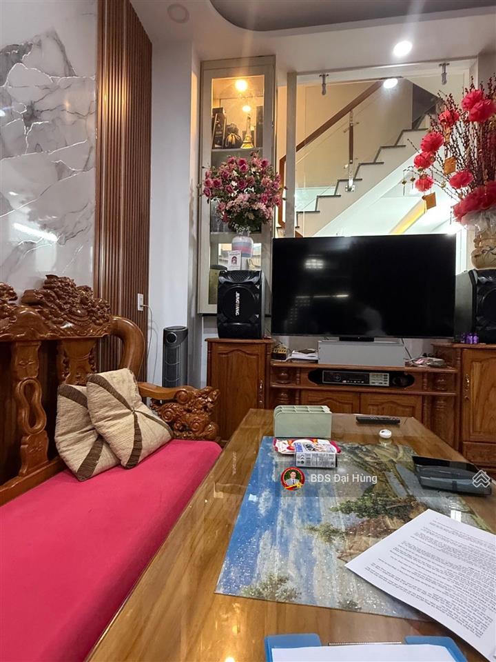 68m2 (4x17)  4 tầng  4pn  chỉ 7,x tỷ  căn này rất khó tìm trên trục đường thống nhất