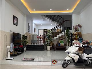8.x tỷ  80m2  4 tầng btct  ngang hơn 5m  ngã 4 quang trung, thống nhất