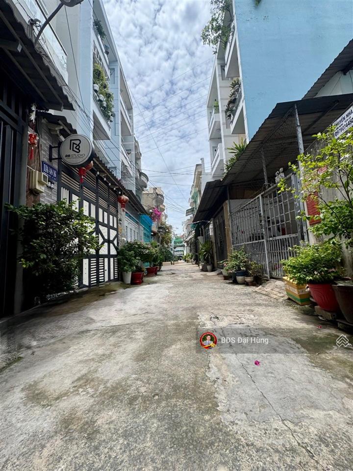 7,x tỷ  nhà đẹp khu vip  ô tô ra vào  64m2  4 tầng  phạm văn chiêu  gần emart phan huy ích