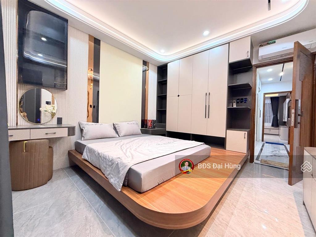 Nhà là nơi để về  5x15m  6 tầng  thang máy  đường 6m gần mặt tiền thống nhất, nguyễn văn lượng
