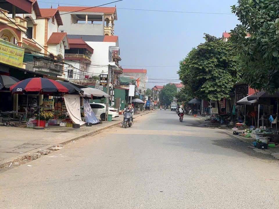 ĐẤT ĐẸP – DT 71M- MT4,2M- YÊN MỸ- DƯƠNG QUANG- GIA LÂM- ĐƯỜNG Ô TÔ- GIÁ 3X TY