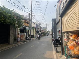 Bán đất mặt tiền nhựa ngay trung tâm thị trấn hóc môn tphcm (110)