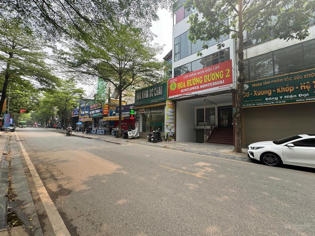 Hiếm, duy nhất mặt phố quốc lộ 6a, thị trấn chúc sơn  trung tâm chương mỹ