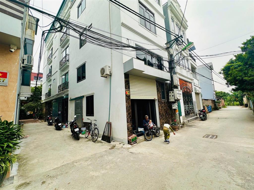 Ngõ thông vỉa hè oto an thắng  biên giang 50,7m giá nhỉnh 4tỷ