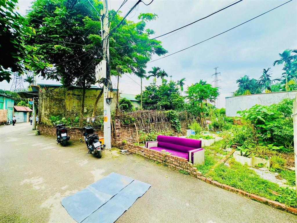 Ngõ thông ôtô phượng bãi  biên giang 67,4m giá nhỉnh 4tỷ