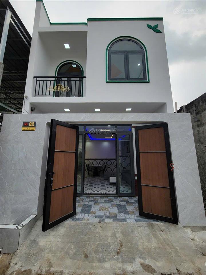 Cần bán gấp nhà 1 trệt + 1 lầu, 4x12m  đường bê tông 6m