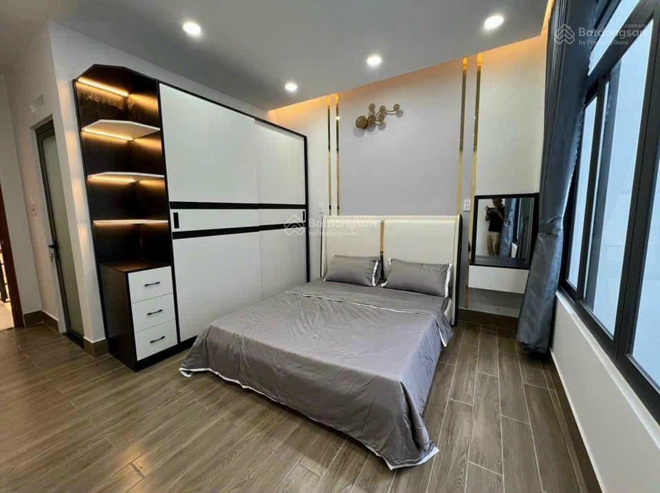 Cần bán gấp căn nhà đi về quê nhà 1 trệt + 1 lầu