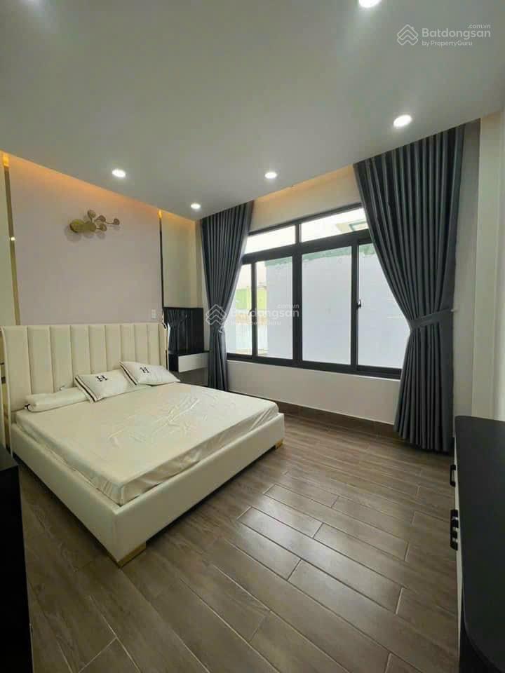 Cần bán gấp căn nhà đi về quê nhà 1 trệt + 1 lầu
