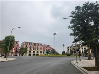 Bắt đáy đại lộ 4 mùa sổ đỏ 120m  trục 52m hot nhất dự án  kinh doanh dòng tiền khủng!