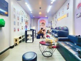 Bán nhà 2 tầng mặt tiền 15m khu đệ nhất khách sạn,tân bình. 3m5 x 10m. giá 8,9 tỷ