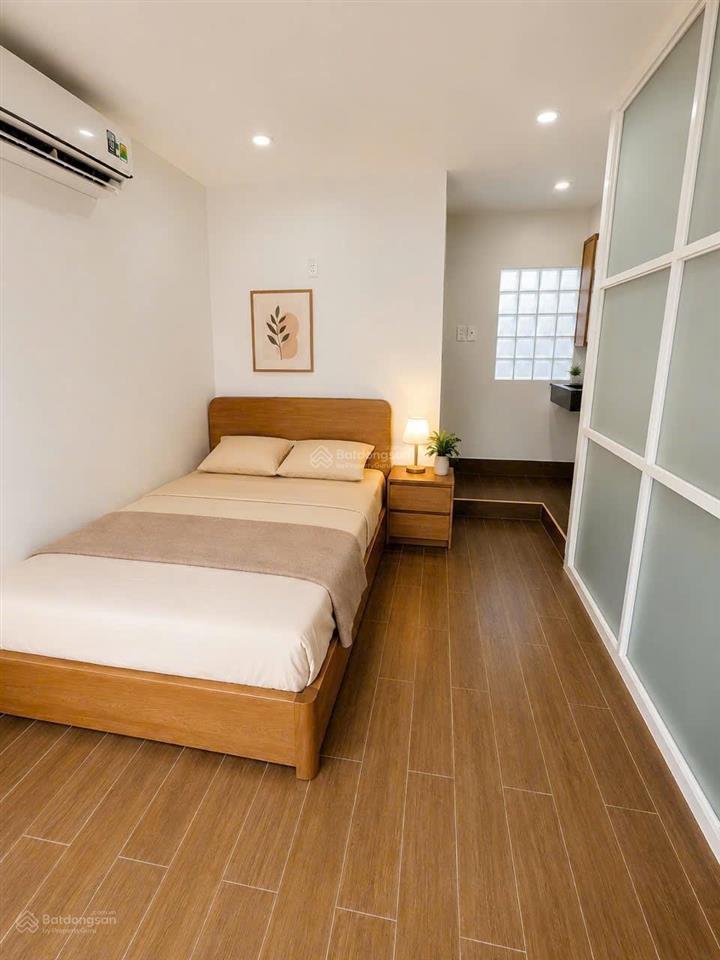 Nhà mặt tiền kinh doanh sầm uất khu phan xích long quận phú nhuận tphcm