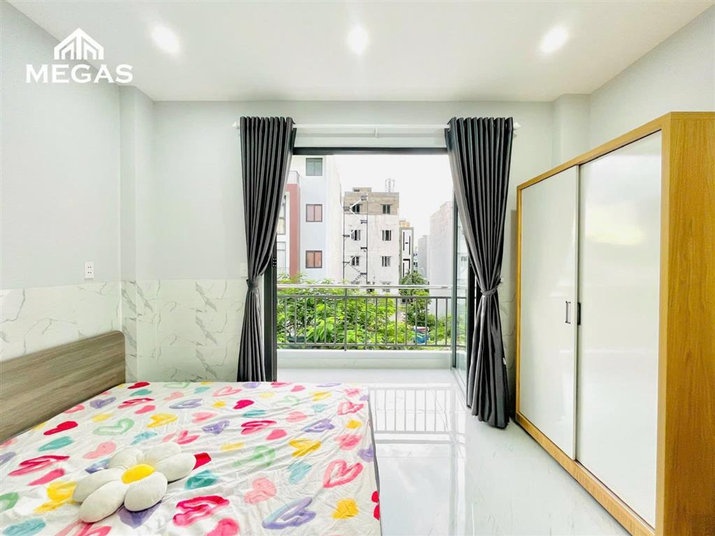 Studio full nt  ban công lớn giá rẻ gần trường đại học umt q2