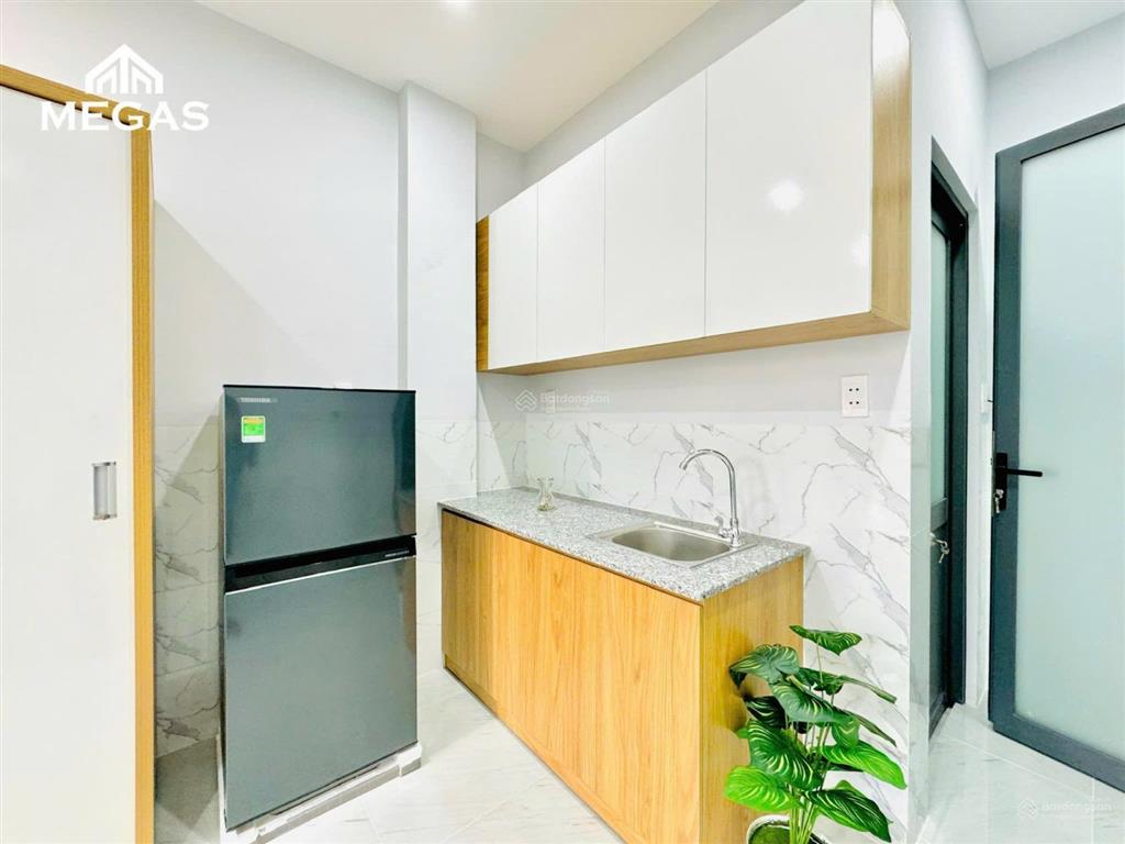 Căn hộ studio full nt ban công giá rẻ gần trường đại học umt quận 2