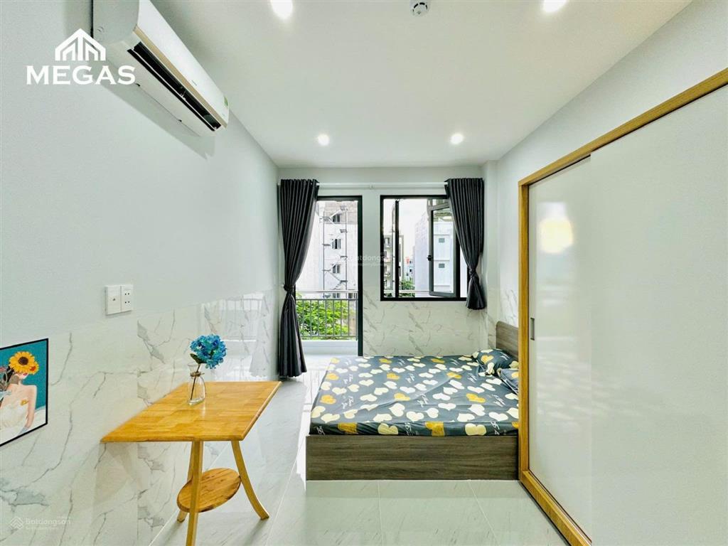 Căn hộ studio full nt ban công giá rẻ gần trường đại học umt quận 2