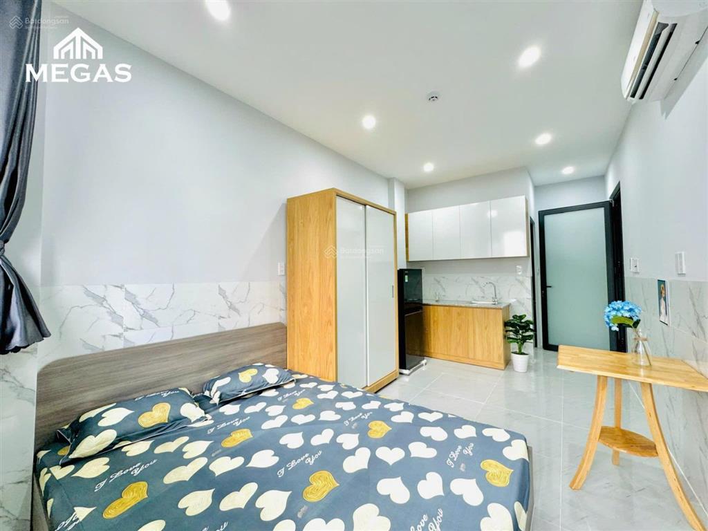 Căn hộ studio full nt ban công giá rẻ gần trường đại học umt quận 2
