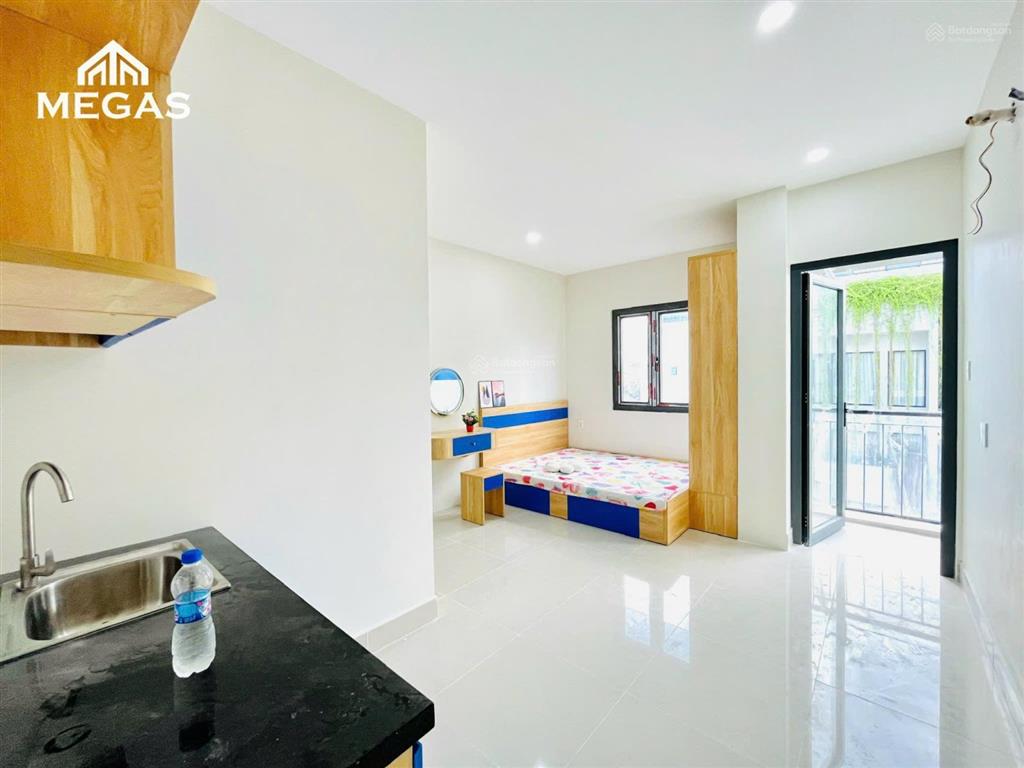 Studio full nội thất  ban công giá rẻ tại q2