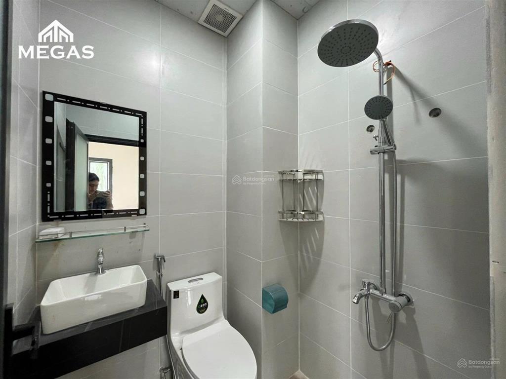Studio full nội thất  ban công giá rẻ tại q2