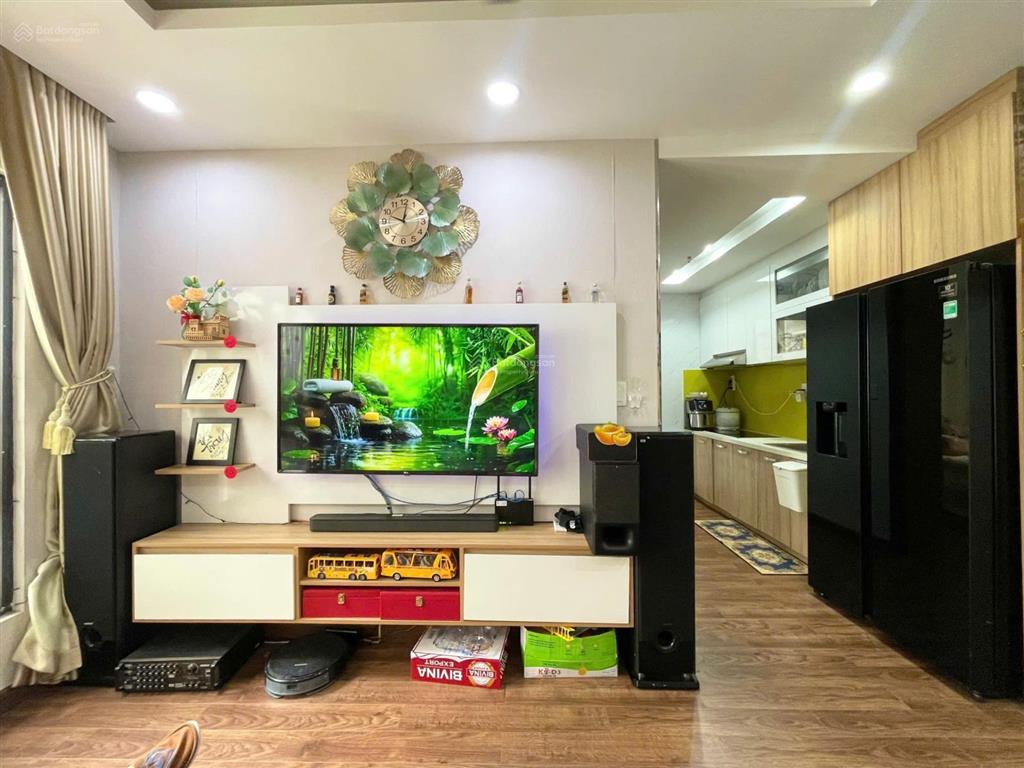 Căn hộ ct2 vcn phước hải nội thất gỗ đầu tư gần 300 triệu chỉ xách vali vào ở