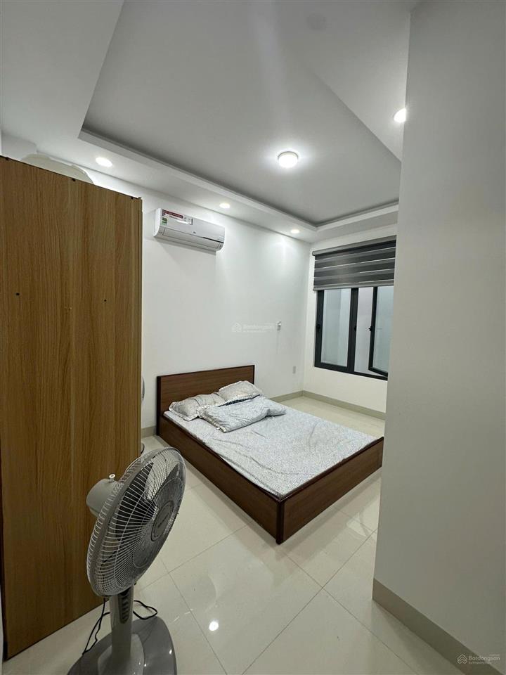 Cho thuê nhà 2 tầng góc 2 mặt tiền đường b9 kđt vcn phước long 2 giá 16tr/tháng