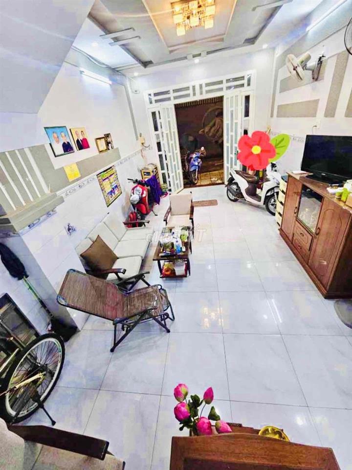 BÁN NHÀ MẶT TIỀN 4 Tầng AN DƯƠNG VƯƠNG 4x18m 5PN Ngay Võ Văn Kiệt SHR