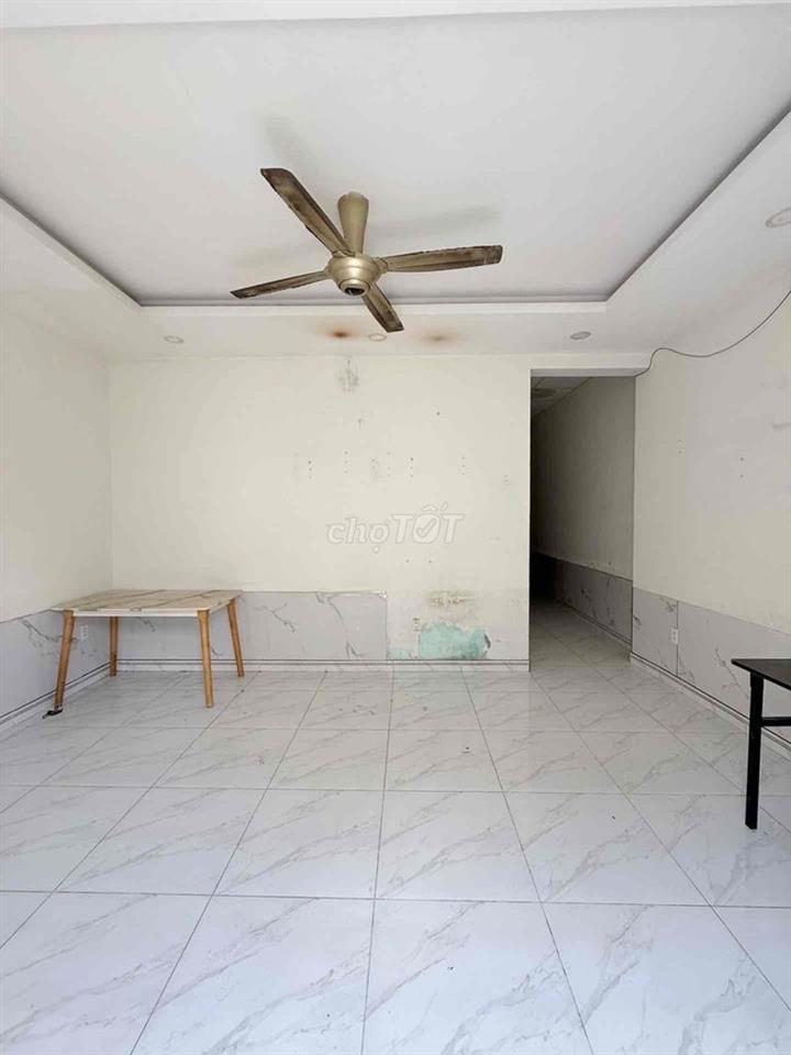 Nhà KDC Gần Trường Chinh, 70M (5x14), shr chỉ 4.6 tỷ (tl)