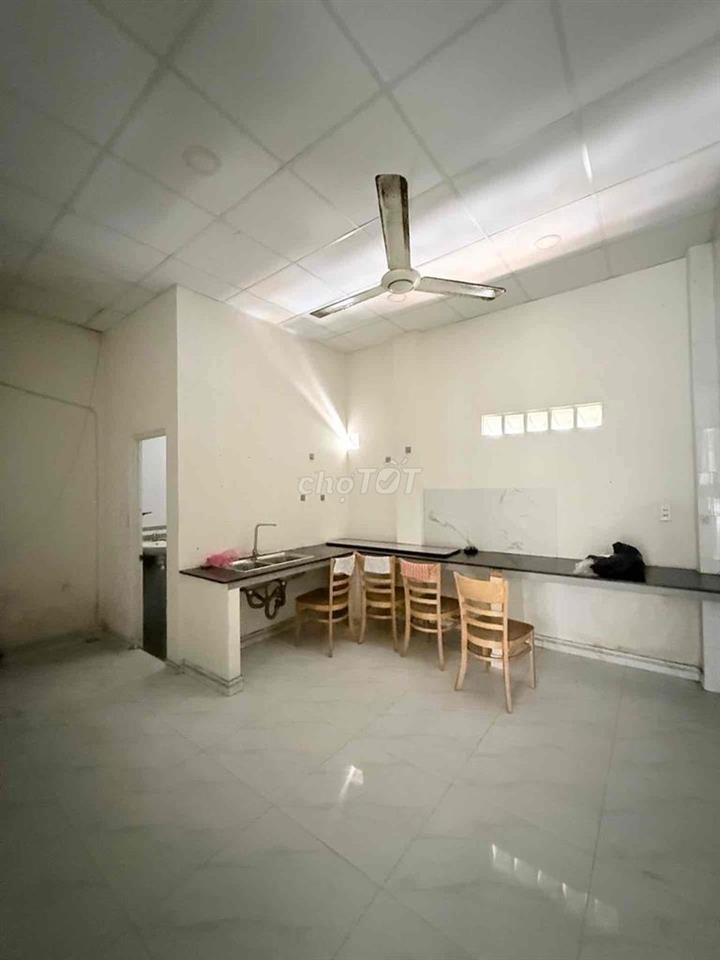 Nhà KDC Gần Trường Chinh, 70M (5x14), shr chỉ 4.6 tỷ (tl)