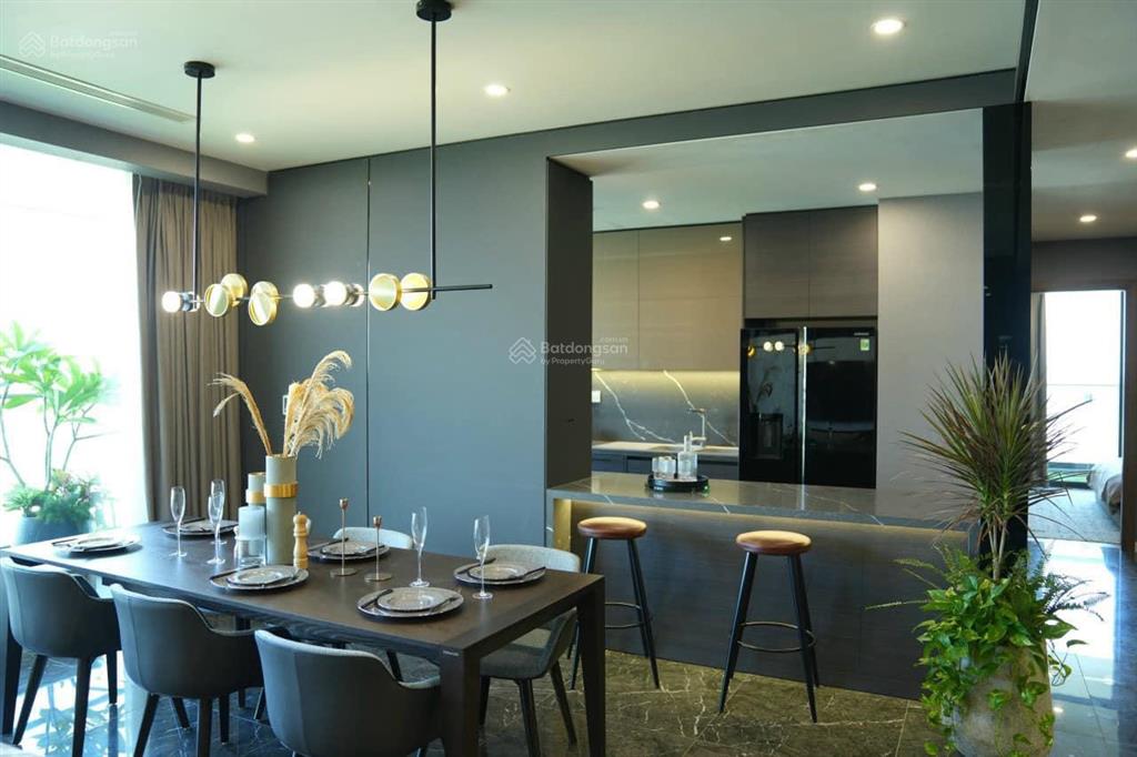 Cho thuê gấp cc sunshine golden river, 30 triệu, 141m2, 3pn, 2vs, full nội thất