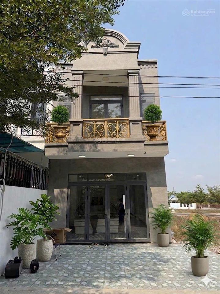 Nhà phố hội nghĩa tp. tân uyên sổ hồng riêng hỗ trợ vay 70%