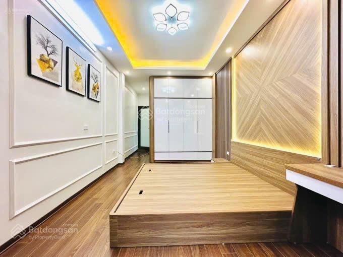 Cho thuê nhà riêng phố tôn thất tùng  354 trường chinh. nhà mới đẹp full nội thất.